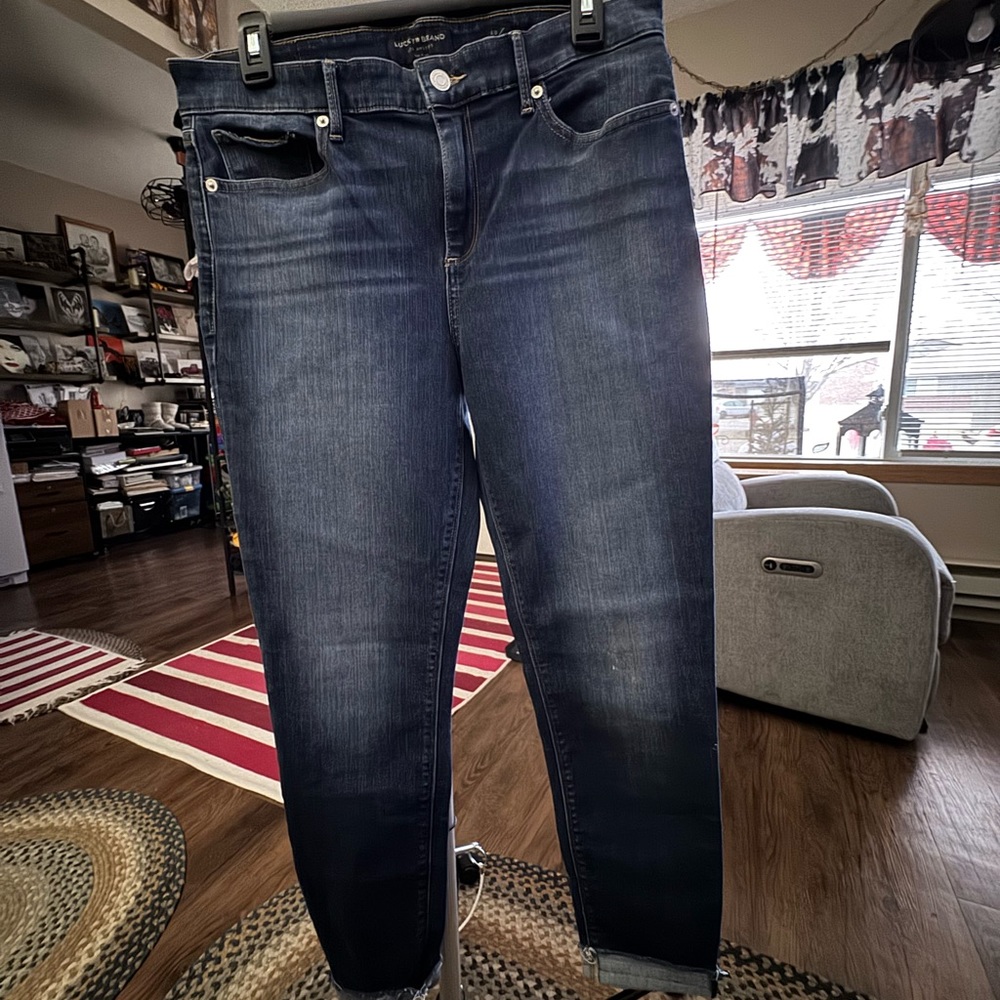 Lucky Brand Dark Blue Jeans
